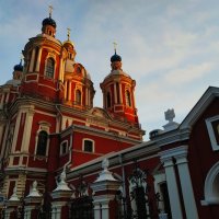 Любимый храм по дороге на любимую работу :: Андрей Лукьянов