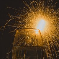 Бокал с огоньком. :: Giant Tao /