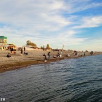 Адлер. Пляж у ТРЦ "Мандарин" :: Нина Бутко Адлер. Пляж у ТРЦ "Мандарин" :: Нина Бутко