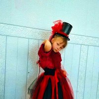 МУЛЕН   РУЖ (образ) :: Анатолий Малобродский