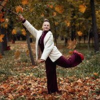 Почти Мери Попинс, её тоже принес восточный ветер.. :: Лилия .