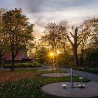 Вечер в парке... :: Николай Гирш Вечер в парке... :: Николай Гирш