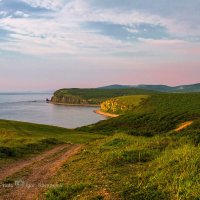 Утро в бухте Малая Нерпа :: Игорь Сарапулов Утро в бухте Малая Нерпа :: Игорь Сарапулов
