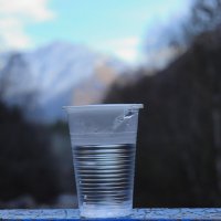 Стакан с нарзаном. :: Александр Николаев