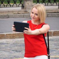 сама себе фотограф :: Олег Лукьянов