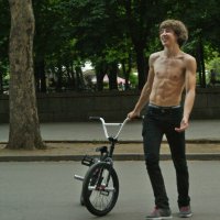 Веломальчик :: Сергей Порфирьев