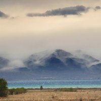 Горы в туманной дымке :: Галина Ильясова