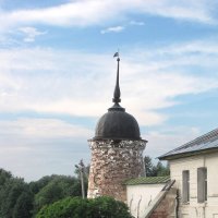 Угловая башня монастыря :: Александр Ильчевский
