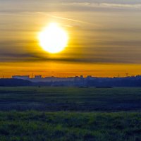 Боголюбовский луг в контровом свете :: Сергей Цветков