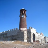 Часовая башня в Эрзурумском замке. :: unix (Илья Утропов)