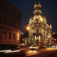 У "Пяти углов" :: Магомед .