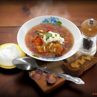 И похлебать горячих щей в промозглую погоду! :-) :: Андрей Заломленков И похлебать горячих щей в промозглую погоду! :-) :: Андрей Заломленков