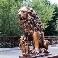 лев он и Кисловодсвке лев... :: navalon M лев он и Кисловодсвке лев... :: navalon M