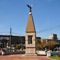 Памятник Петру I и Францу Лефорту :: Анатолий Колосов