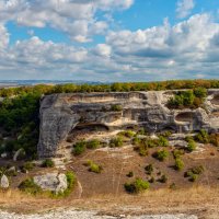 пещерный город Эски-Кермен :: Виталий Емельянов