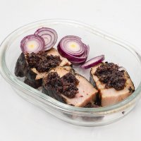 Запеченное мясо индейки с аджикой из черноплодной рябины :: Валерий Иванович Запеченное мясо индейки с аджикой из черноплодной рябины :: Валерий Иванович