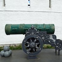Царь-пушка, только маленькая. Нижний Новгород :: svk *