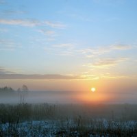 И снова декабрь укутан в туман :: Валерий Иванович И снова декабрь укутан в туман :: Валерий Иванович