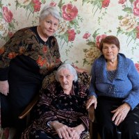 Три сестры... :: Андрей Хлопонин