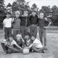 Футболисты третьего отряда. П/Л «Арсеналец», август 1986 г. :: Евгений 