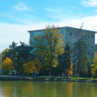 Осенний  пейзаж :: Валентин Семчишин