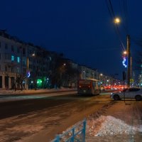 Утром на проспекте Ленина :: Виктор Иванович Чернюк