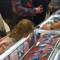 Девочка в раздумьях - всё такое симпатичное. :: svk *