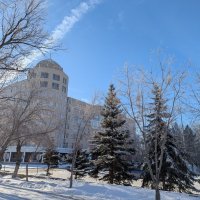 Утро города :: Андрей Хлопонин