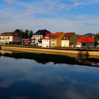 Город у реки :: Юрий. Шмаков