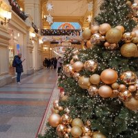 Ёлки в ГУМе :: Ольга 