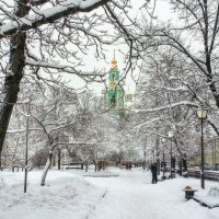 Зима в городе. :: Владимир Безбородов
