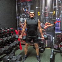 В Новый Год с новыми гантелями :: Сергей Цветков