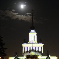 под луной :: Олег Лукьянов