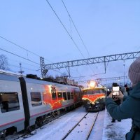 Прибывает ретро-поезд Лахта! :: Ольга Прибывает ретро-поезд Лахта! :: Ольга