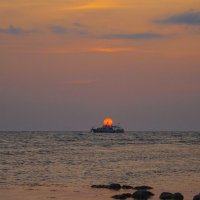 Море. :: Александр. AVG100 ---