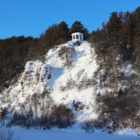 Скала «Три сестры» :: Любовь Сахарова