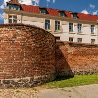 За крепостной стеной... :: Николай Гирш