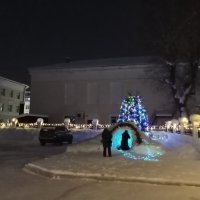 У импровизированного вертепа :: Виктор 