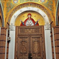 Дверь в Благовещенский Греческий Храм! :: Надежда 