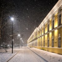 Прогулка по городу :: Дмитрий Колесников