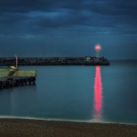 Из тени в свет... :: Дмитрий Шишкин