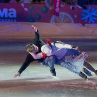 Двукратные чемпионы мира Албена Денкова и Максим Ставиский . :: Виктор Евстратов