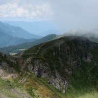 Горный хребет :: Любовь Нардина