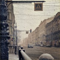 My magic Petersburg_04251_Мартовский снег на ул. Восстания :: Станислав Лебединский