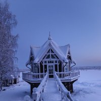 У леса на опушке жила зима в избушке... :: Ольга Чистякова