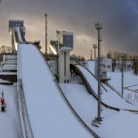 Трамплин на Воробьевых :: skijumper Иванов