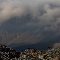 В ущелье :: Алексей 