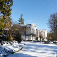 Дворец  Воронцова в Симферополе :: Валентин Семчишин