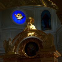 В церкви Павловского дворца. :: Константин 