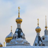 Золото куполов Елизаветинской церкви. :: Анатолий. Chesnavik.